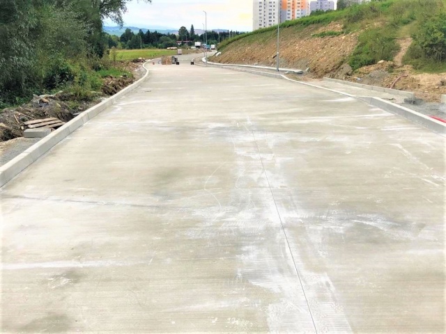 Výstavba cesty- napojenie od Podbrezín