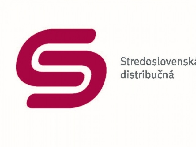 Spustenie elektrického prúdu Stredoslovenskou Distribučnou do novovybudovaných sietí